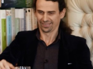 Din toată inima despre vitamina C - Interviu realizat de Napofarm.ro cu Adrian Vornicu Din toată inima despre vitamina C - Interviu realizat de Napofarm.ro cu Adrian Vornicu