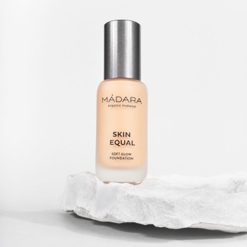 Skin Equal 20 Ivory - fond de ten soft glow SPF15 (30 ml), Madara